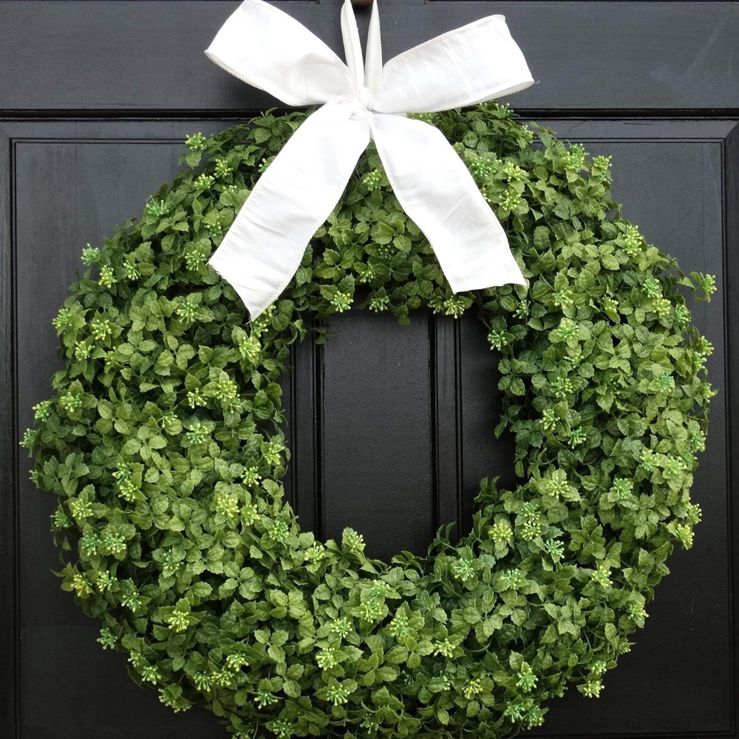 Boxwood Wreath - 3 Sizes