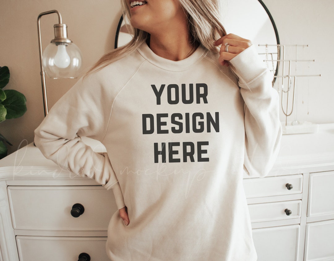 GAME DAY Graphic Sweatshirt  (Heather Dust)