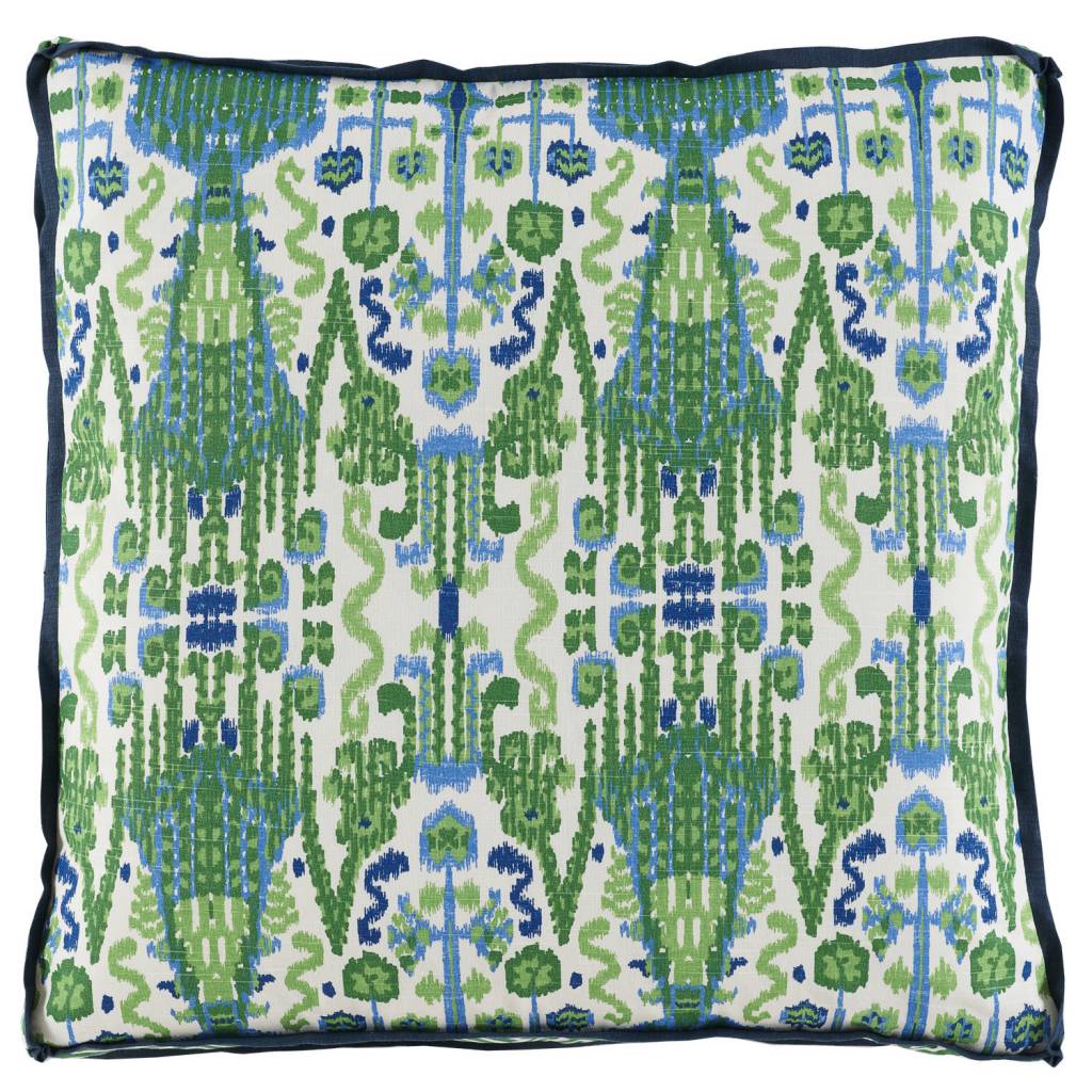 Bombay Blue w/ Trellis Pillow