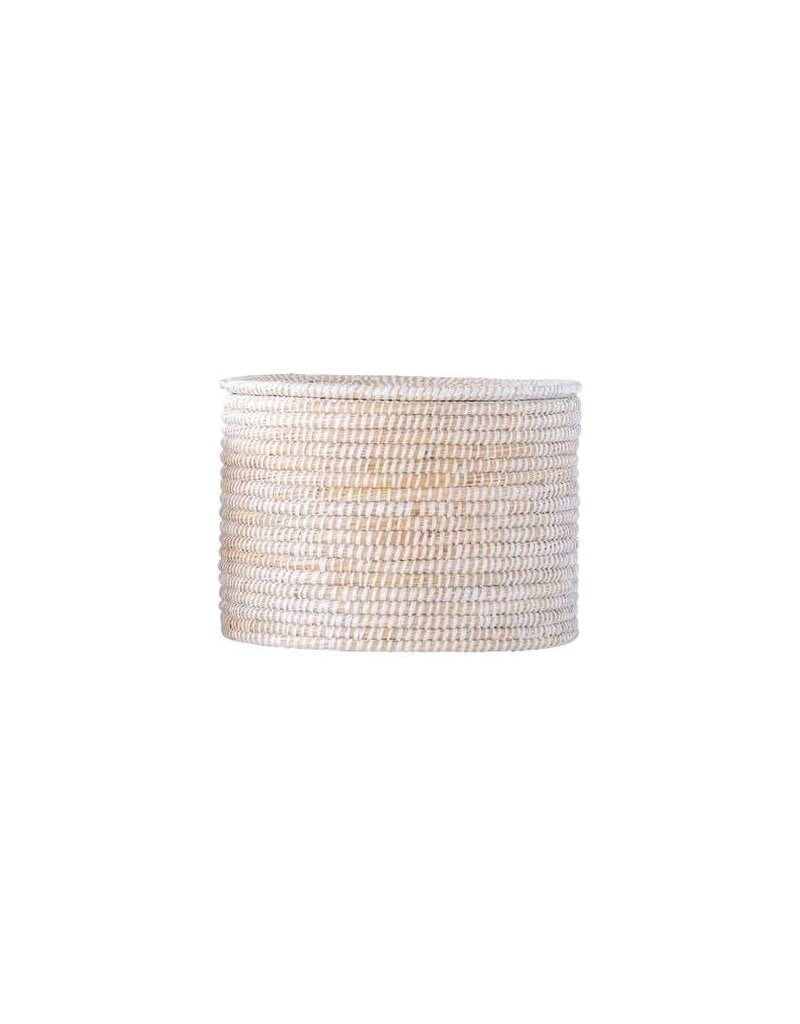 Woven Seagrass Basket w/ Lid