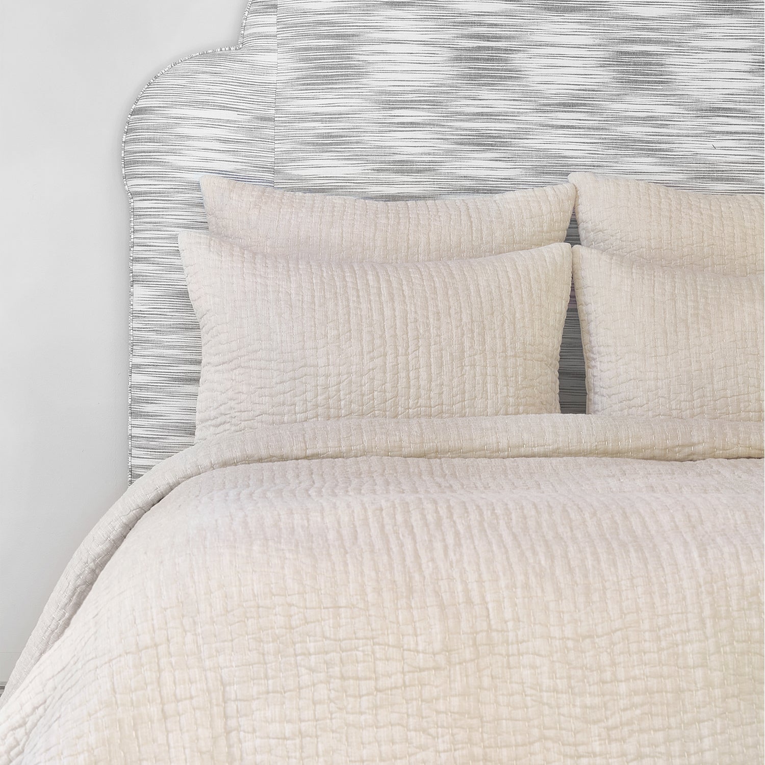 Vivada Sand Woven Bedding