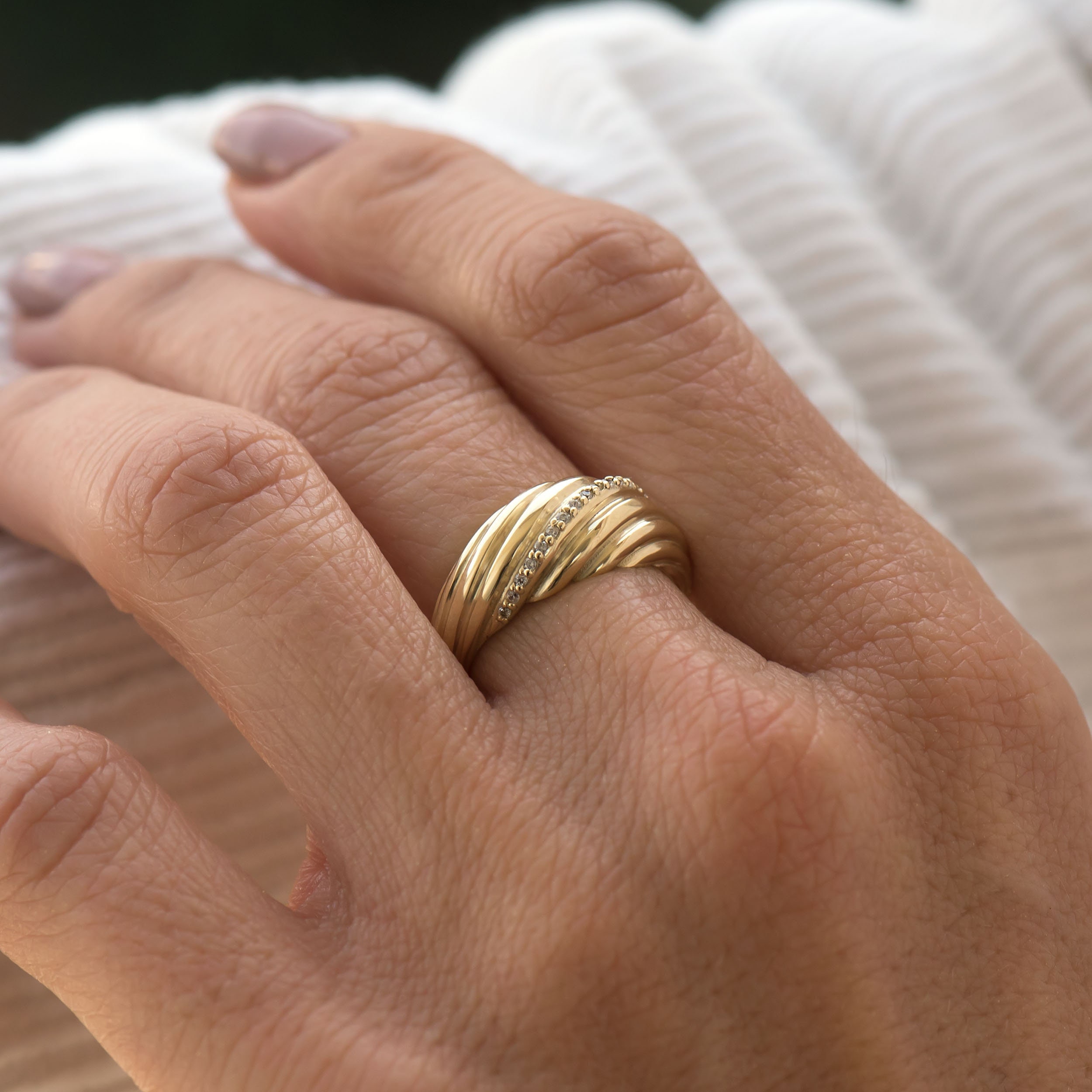 Croissant Ring