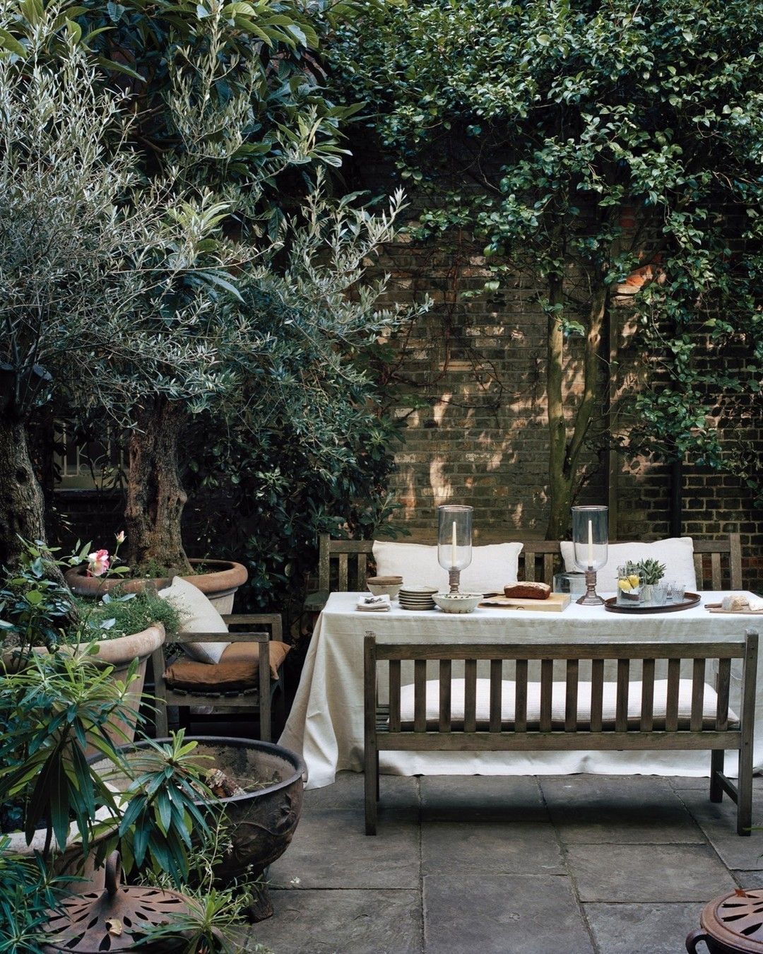 Rose Uniacke At Home